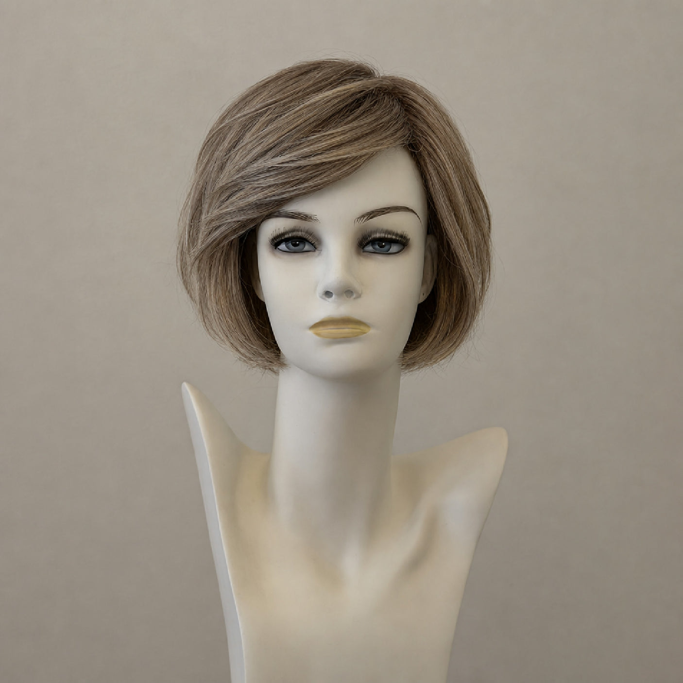 Perücke Catwalk Deluxe Super, wellig, mittellang, Honigblond.