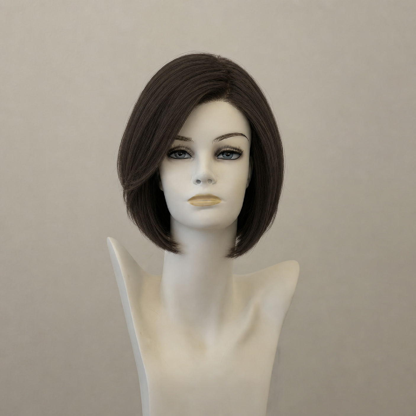 Braune Perücke mit schulterlangem, gewelltem Haar und Monofilament-Lace-Front