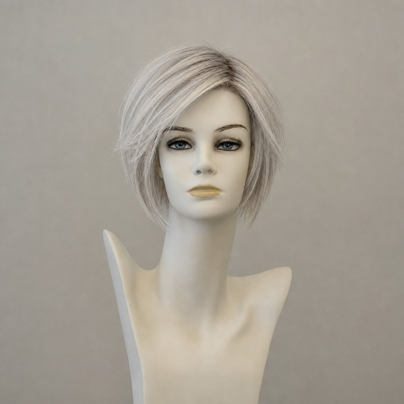 Page Hair 2 Perücke, dunkel, dunkelbraun mit helleren Spitzen, schulterlang
