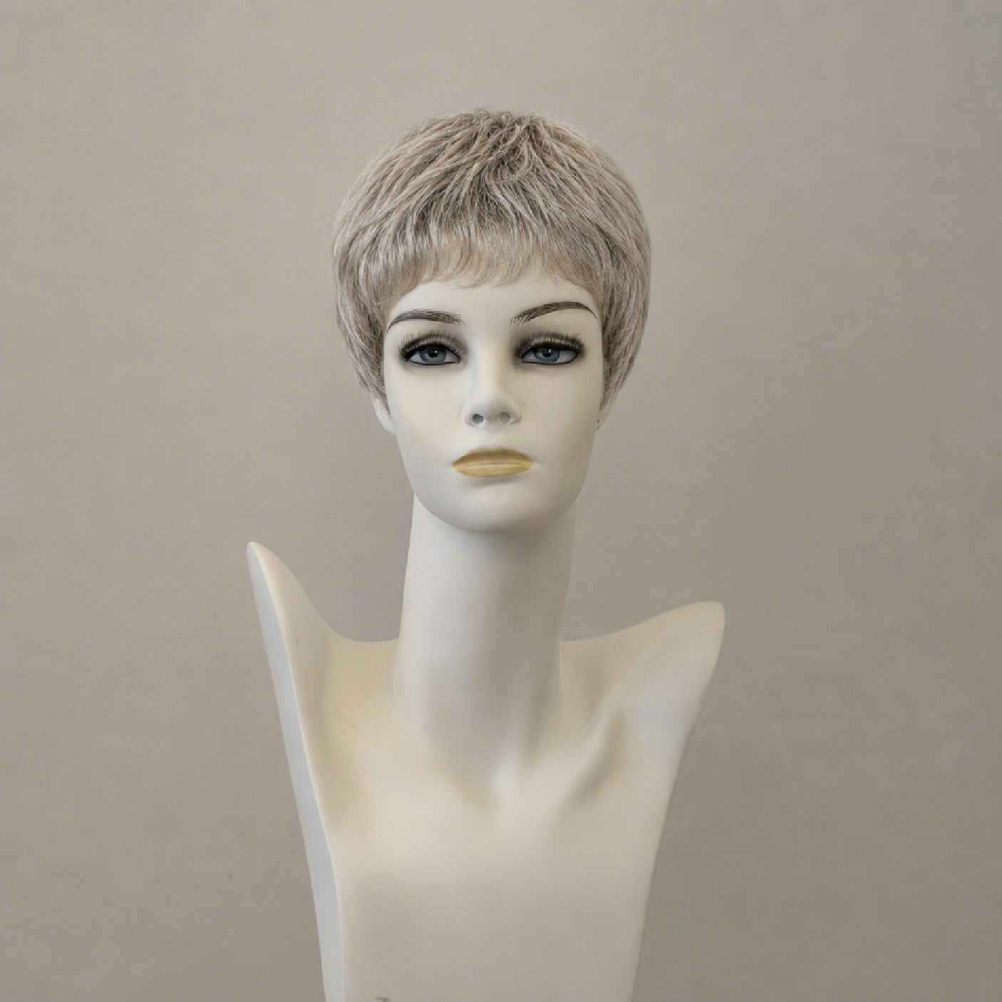Kurze, blonde Perücke mit Pony, hellblond