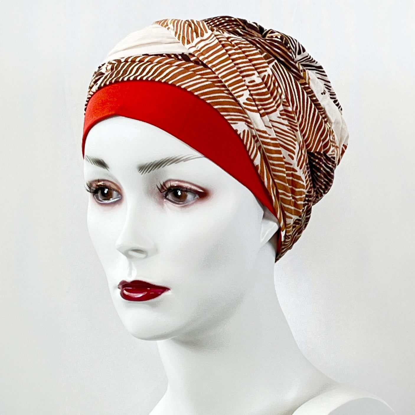 Two-piece set of hats and undercaps with print