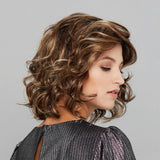 Minou Lace