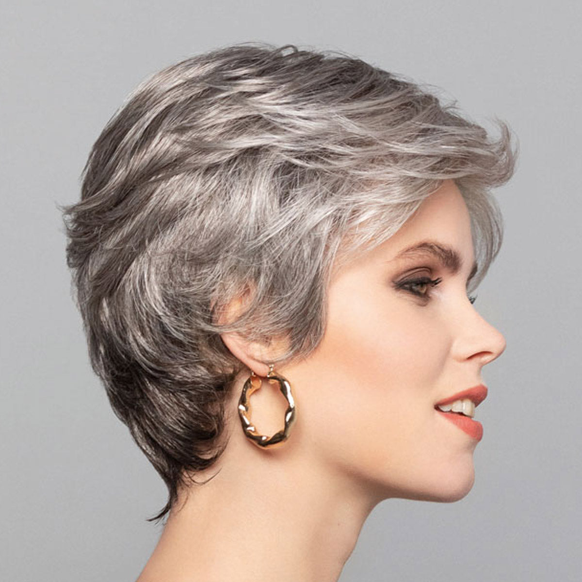 Xenia Mono Deluxe Lace