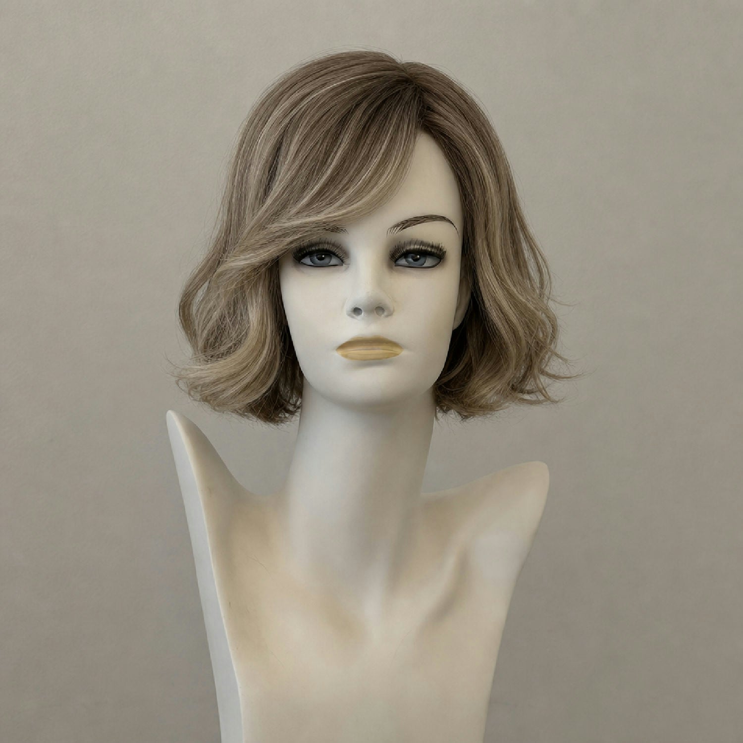 Lace-Front-Perücke: Affair in Caramel with Sun (R8/26H) mit Mittelscheitel