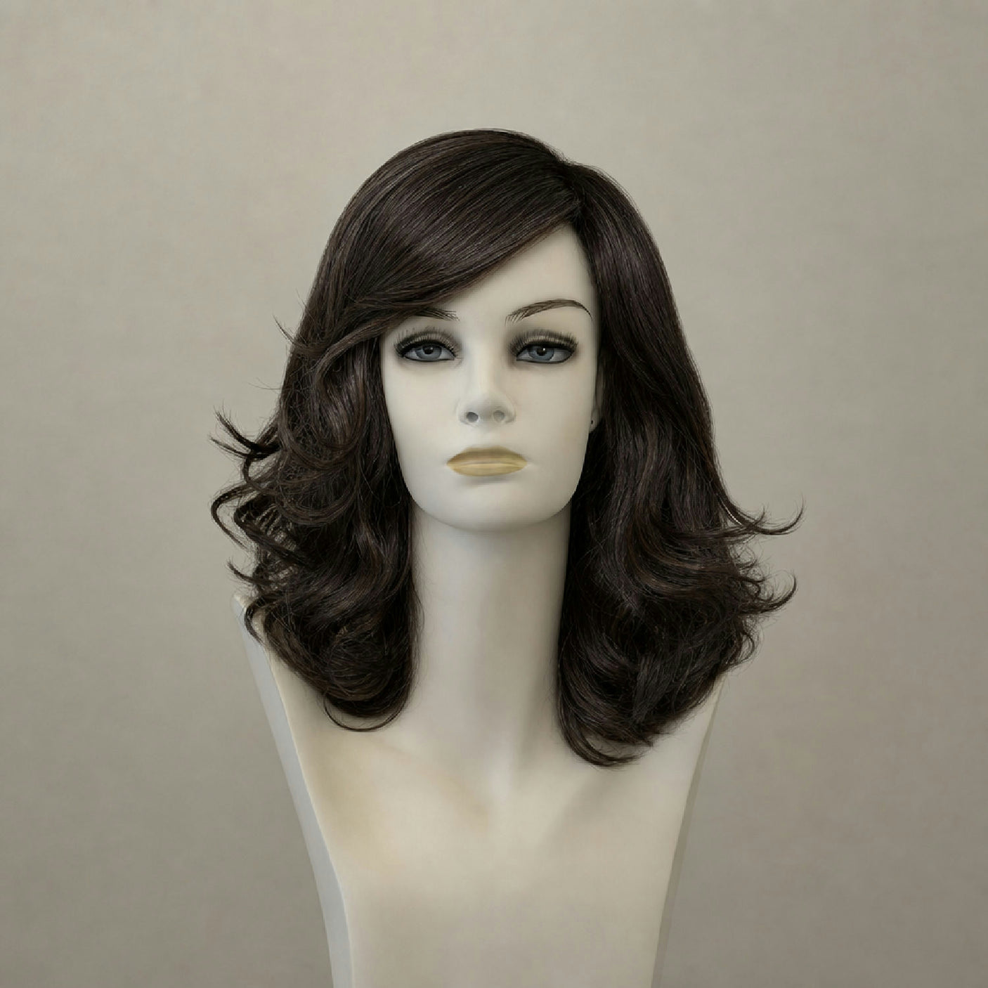 Ahead Small Perücke kurz braun mit Highlights 4/6