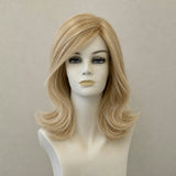 Alesia Mono Lace Soft Perücke, light blond, mittellang, natürlich wirkend