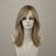 Dunkelblond gesträhnte Langhaarperücke im Lace-Front-Stil