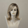 Kurze, wellige Perücke in Honigblond mit Highlights, Lace Front Stil