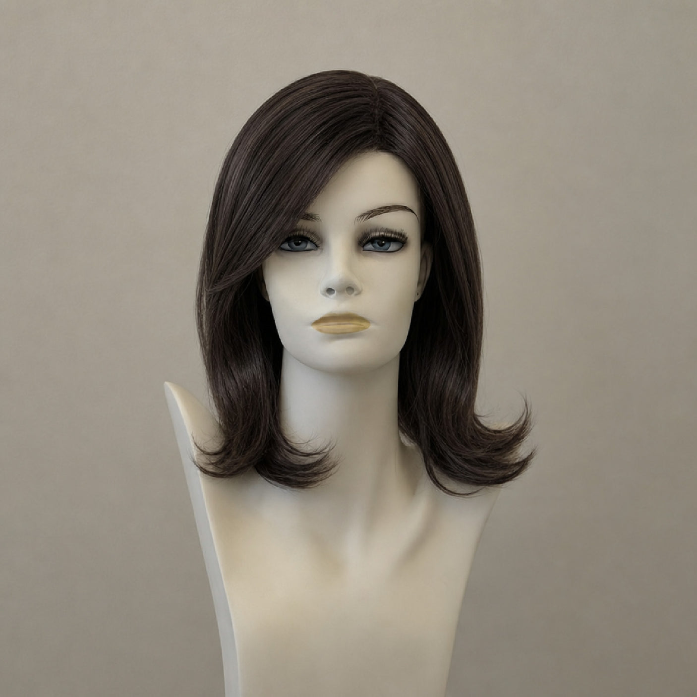 Kurze, kastanienbraune Lace-Front-Perücke