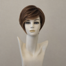 Glattes, schulterlanges Haar, braune Highlights