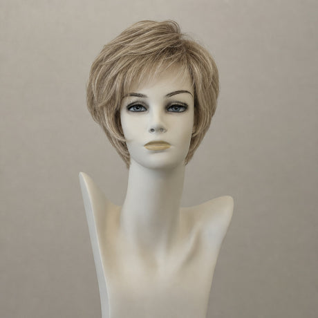 Kurze, blonde Perücke mit Mittelscheitel und Ombré-Effekt