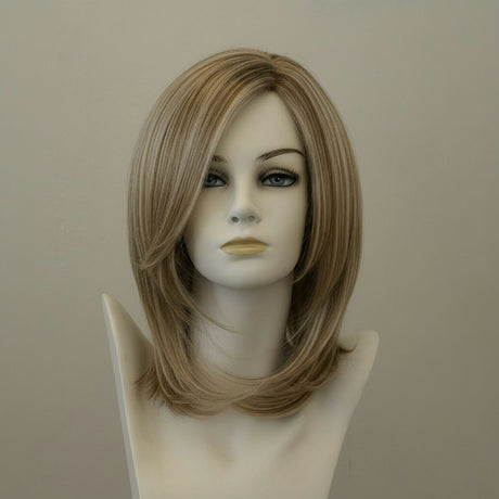 Blonde Perücke mit Spitze, mittellang, leicht gewellt
