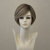 Blonde Lace-Front-Perücke, mittellang, gesträhnt