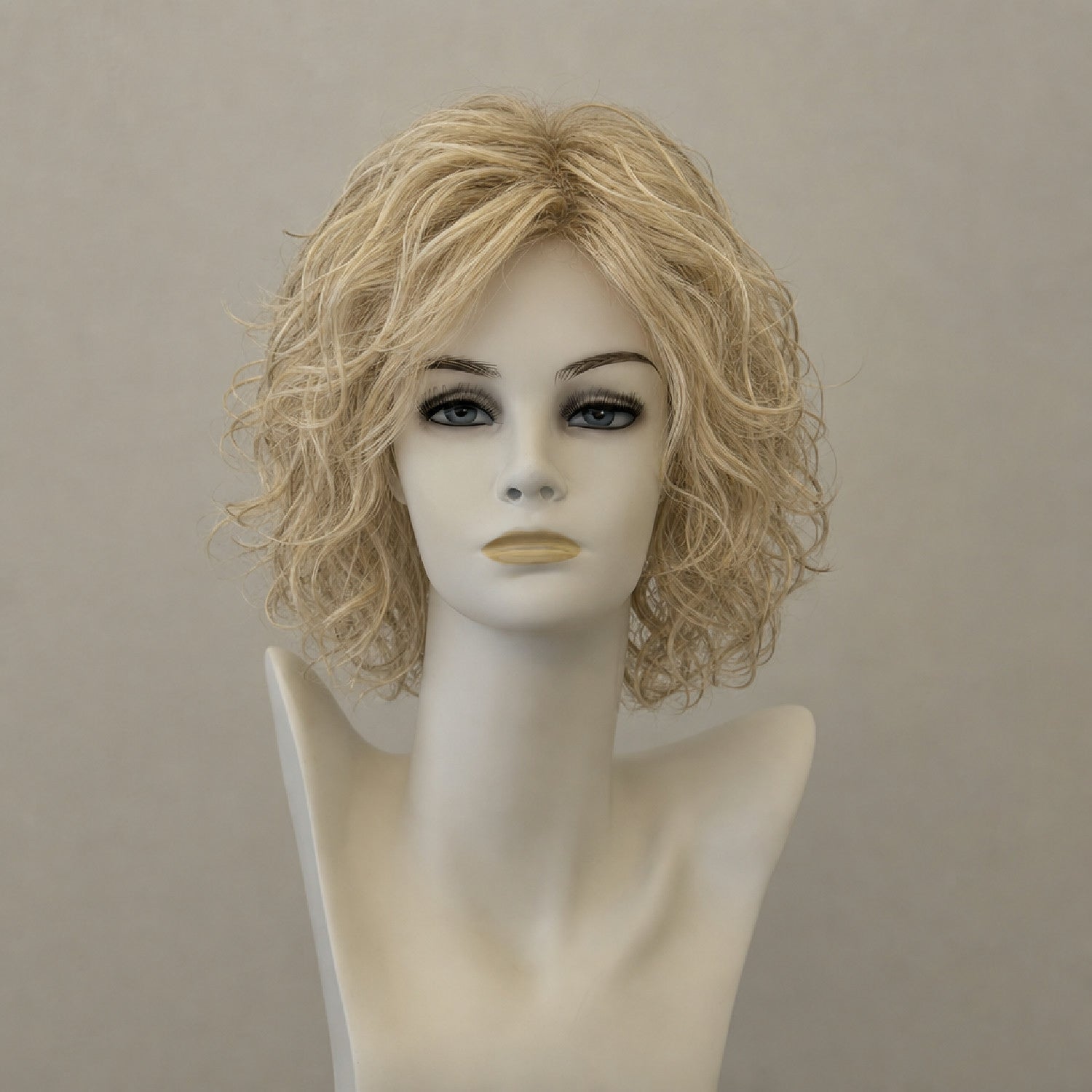 Lässige Bob-Perücke in honigblond mit leichtem Ombré-Effekt