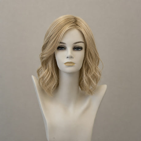 Chiara SF Perücke, schulterlang, in Nordic-Ash-Blond
