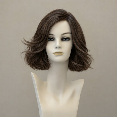 Perücke Chloe Langhaarmix 4/6 dunkelblond</html>