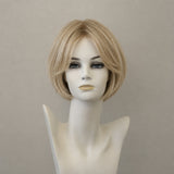 Mittellange Perücke, nordisch-aschblond, mit Monofilament und Lacefront
