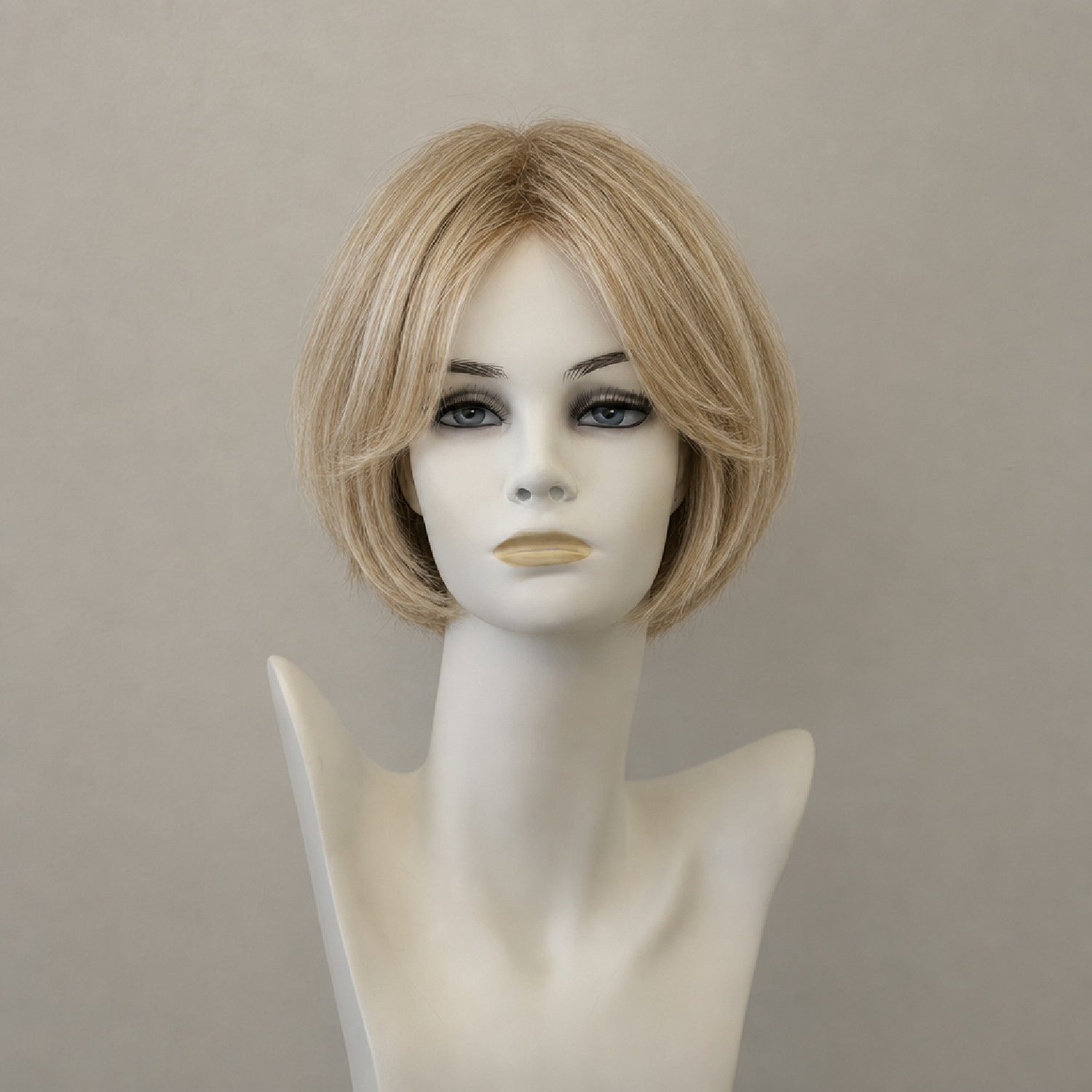 Mittellange Perücke, nordisch-aschblond, mit Monofilament und Lacefront