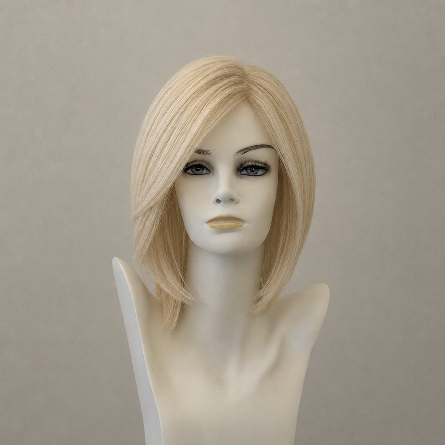 Kurze blonde Perücke Lynsey Mono Lace Deluxe mit Duo Fiber und Lace Front
