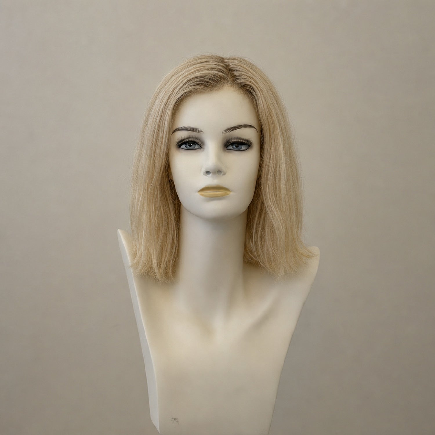 Lange Perücke in Braun-Blond-Mischung