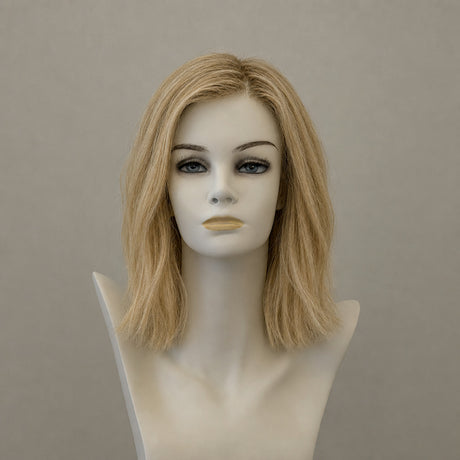 Lange honigblonde Perücke im natürlichen Look