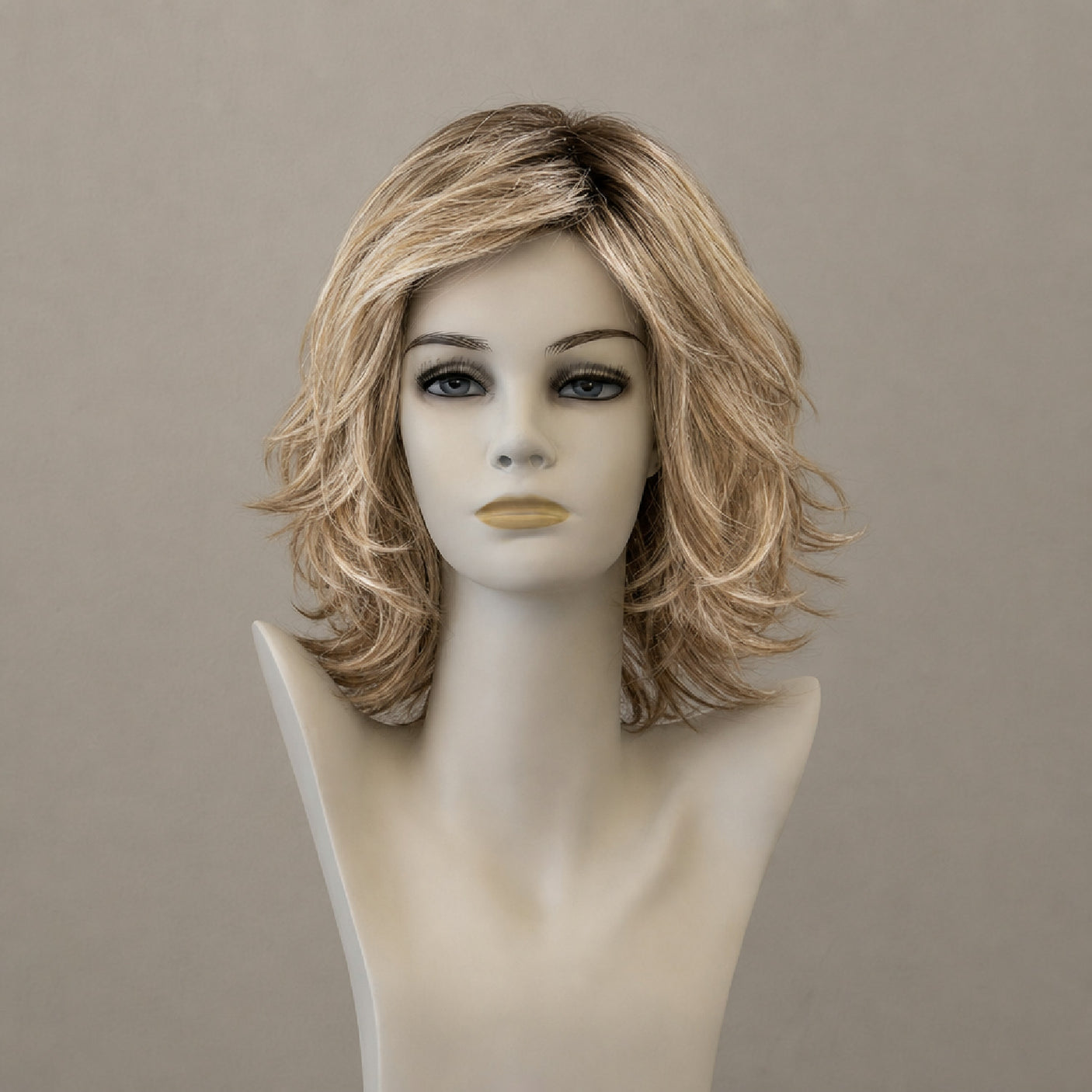 Page Perücke bahama beige/shad, kurz, glatt