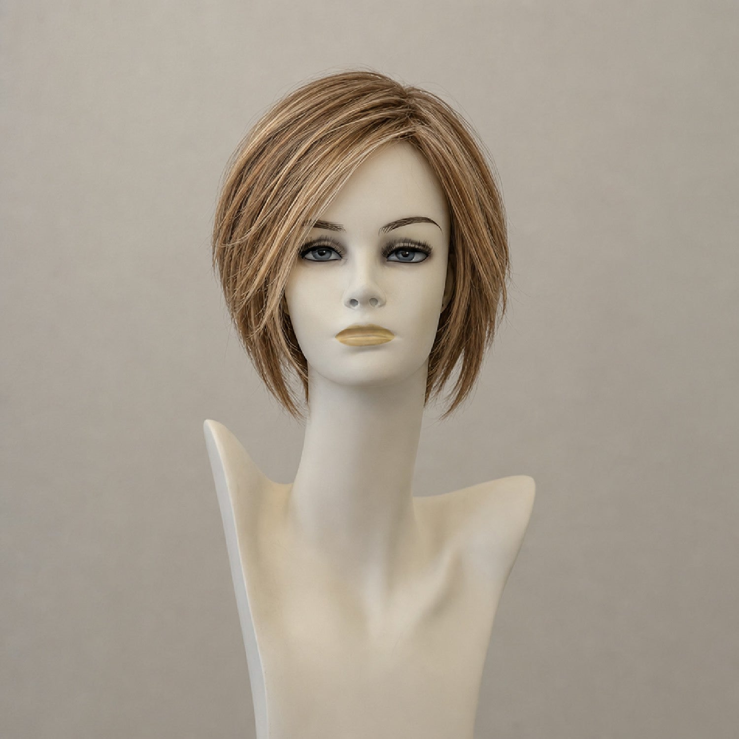 Page Hair 2 Mocca Rooted Perücke: Kurz, gestuft, braun mit dunkleren Wurzeln