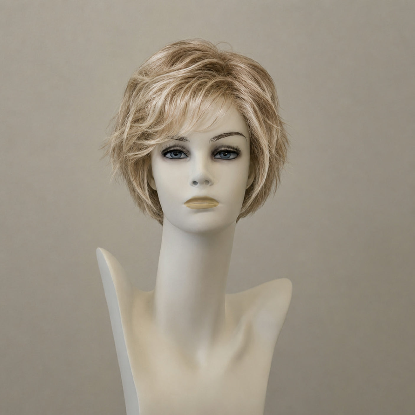 Page Hair 2, schulterlange Perücke in Nordic-Ash-Blond