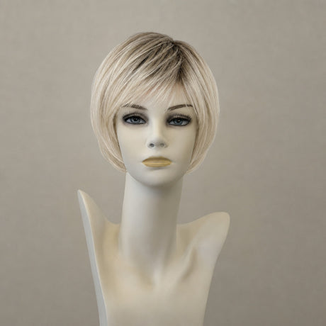 Page Hair 3: Kurze blonde Perücke mit Wurzel-Effekt