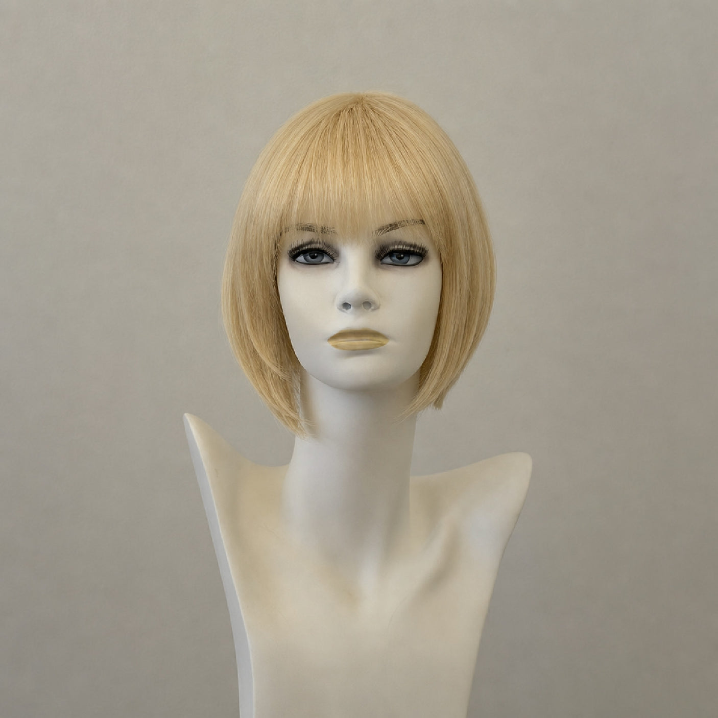 Page Hair 3 Perücke, mittellanges Blond