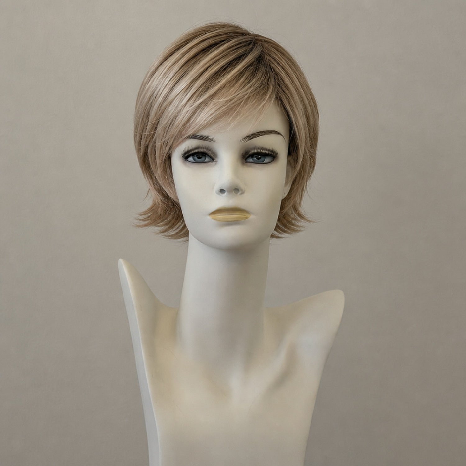 Kurze braune Perücke Mocca Rooted, Page Hair 3