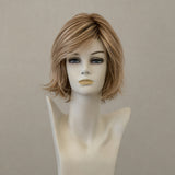 Kurze braune Perücke Page Hair 3 in Toffee Brown mit Highlights