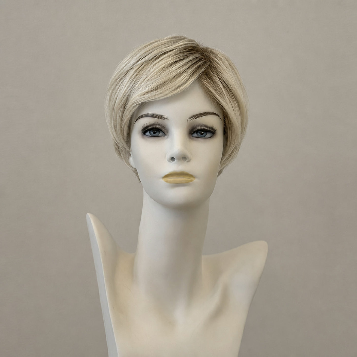 Kurze Perücke, honigbraun und blond, Ombré-Effekt