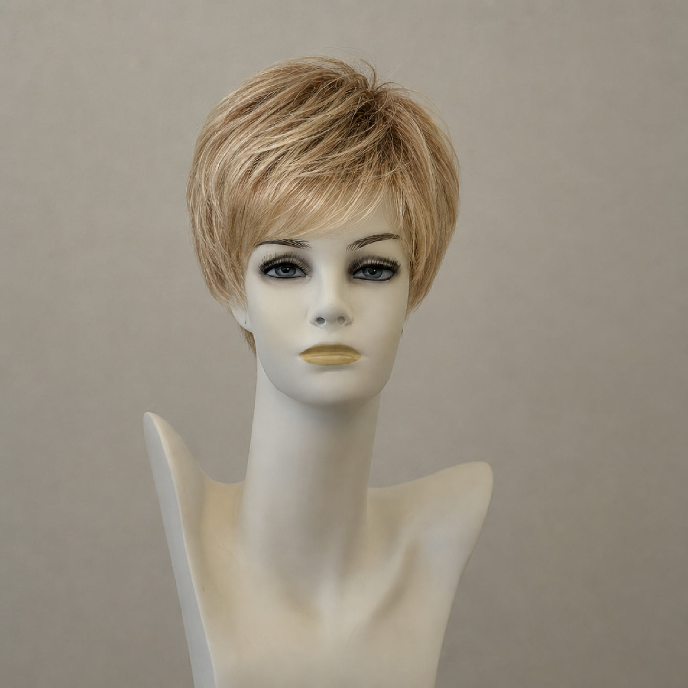 Kurze blonde Perücke mit Wurzelung, Chardonnay-Root-Effekt
