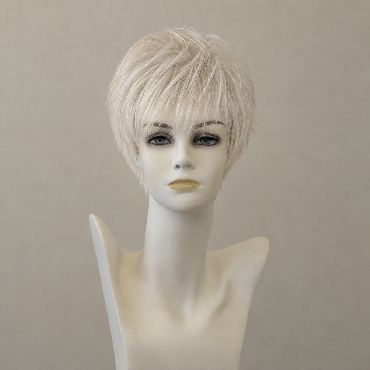 Kurze Perücke Platinblond Mix, modern gestylt